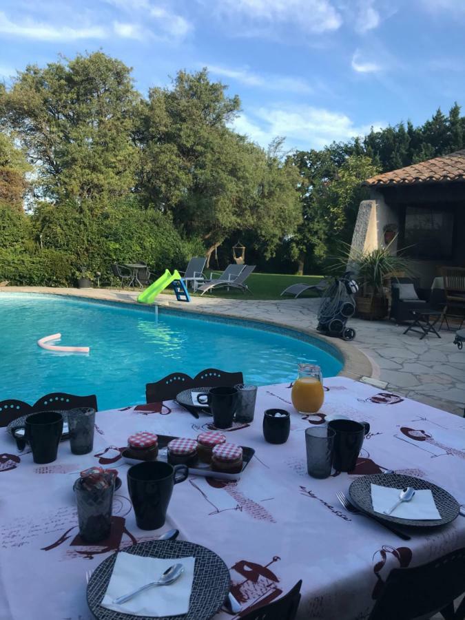 Bed and Breakfast Le Jardin de la cité à Carcassonne Extérieur photo