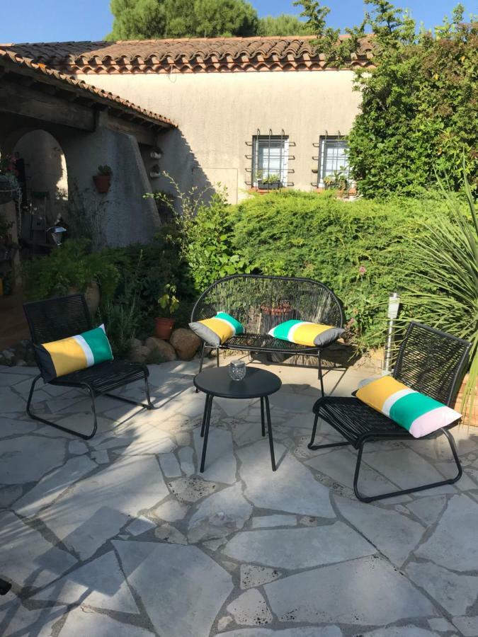 Bed and Breakfast Le Jardin de la cité à Carcassonne Extérieur photo